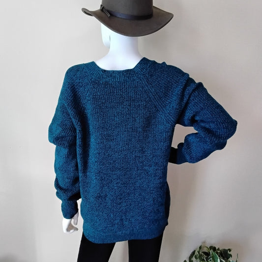 BCBG MaxAzria V-neck Thick Teal Sweater Sz Small
