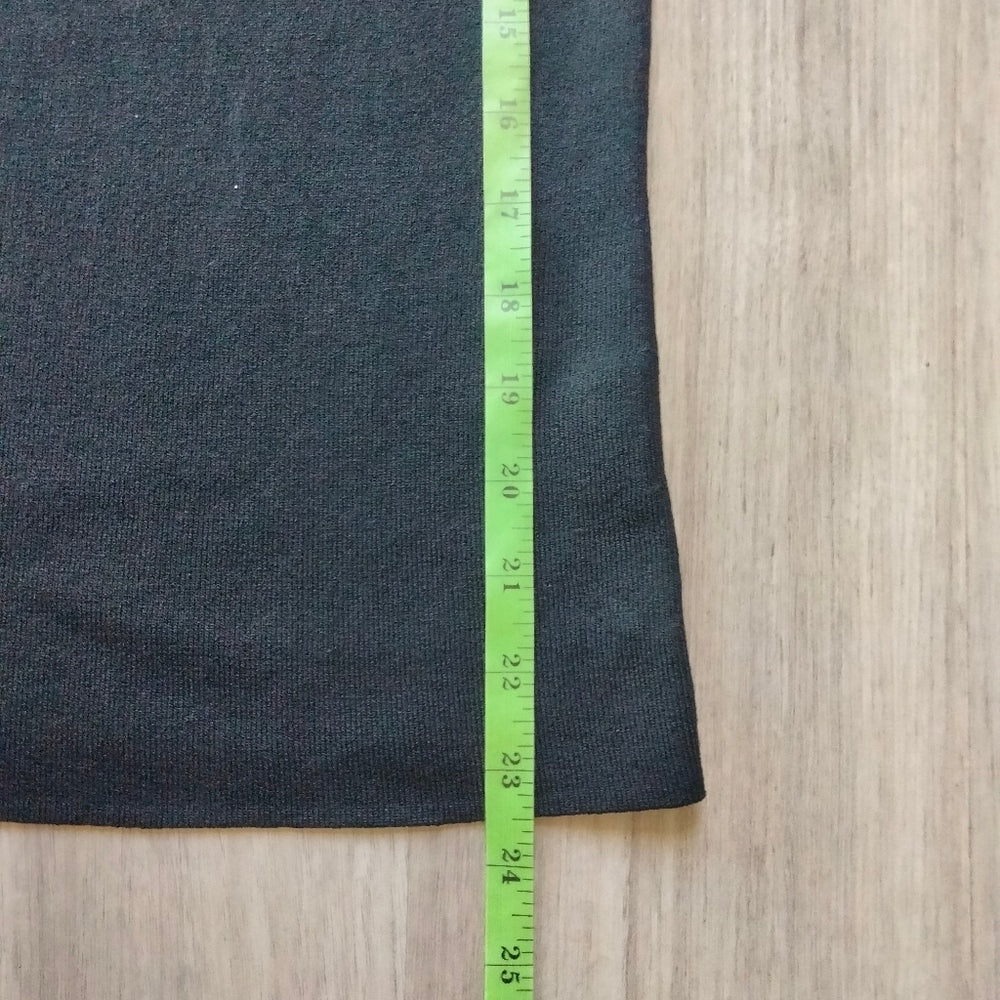 Cable & Gauge Sophisticated Black Embellished Statement Top Size Small