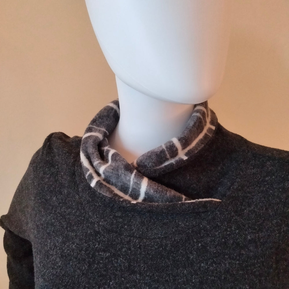 Lily London Super Warm & Cozy Cowl Neck Dress with Abstract Plaid Accents Sz Medium