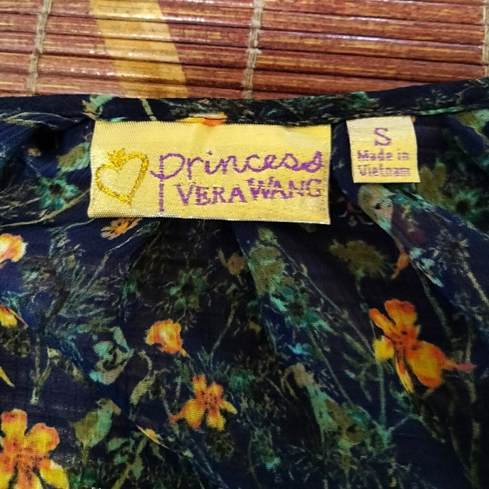 Princess Vera Wang Romantic Midnight Bloom Lace Juniors Blouse – Size Small