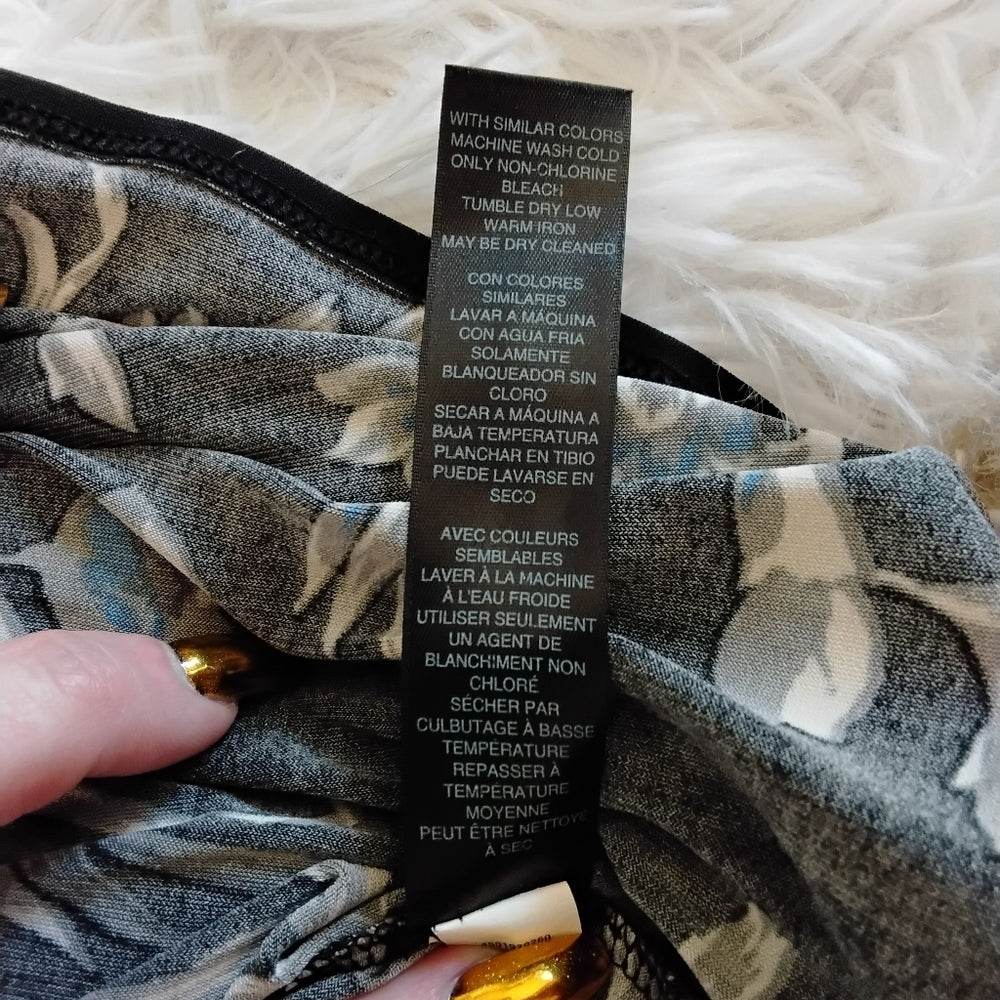 White House Black Market Floral Mini Dress - XS