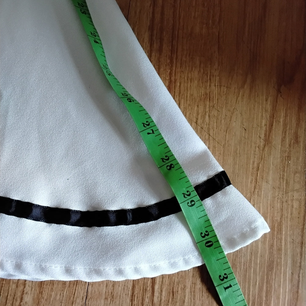 Charlotte Russe White Wrap Top - Black Trim - Flared Sleeves Size L – EUC