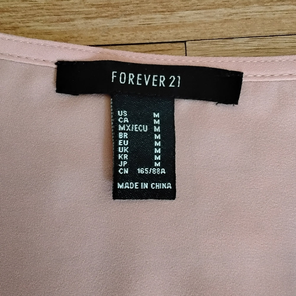 Forever 21 Pink Long Sleeve Lace-Trim V-Neck Blouse – Size M