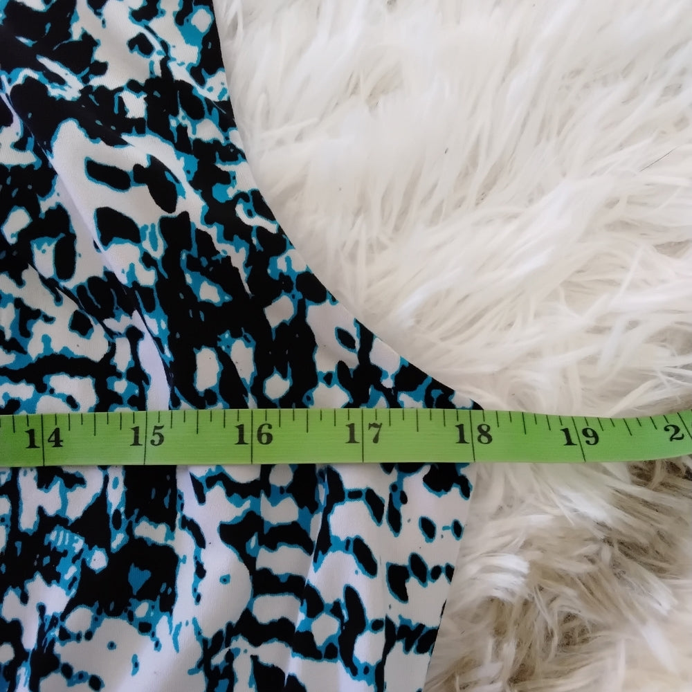 Calvin Klein Abstract Sleeveless Top w/ Gold Logo – Size M