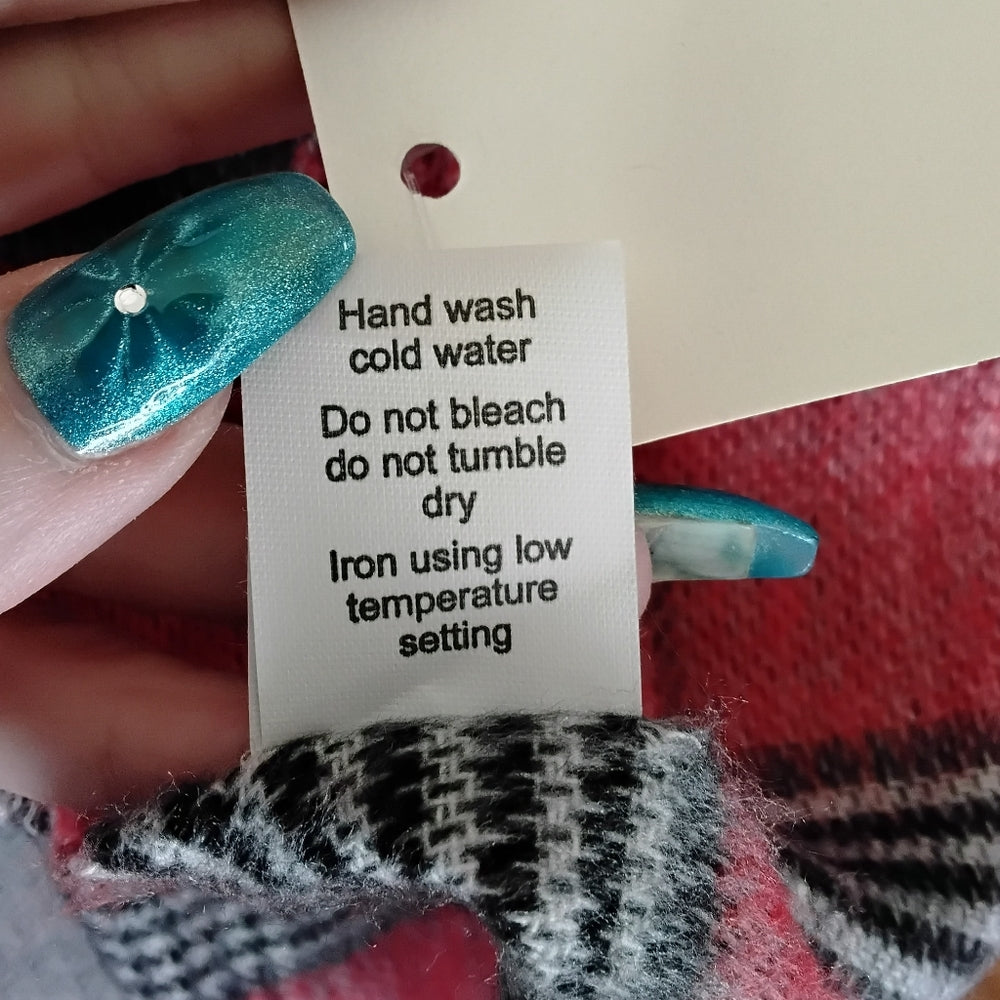 Italian Plaid Scarf Orange, White, & Black NWT – Accessori Italiani Luxe Winter