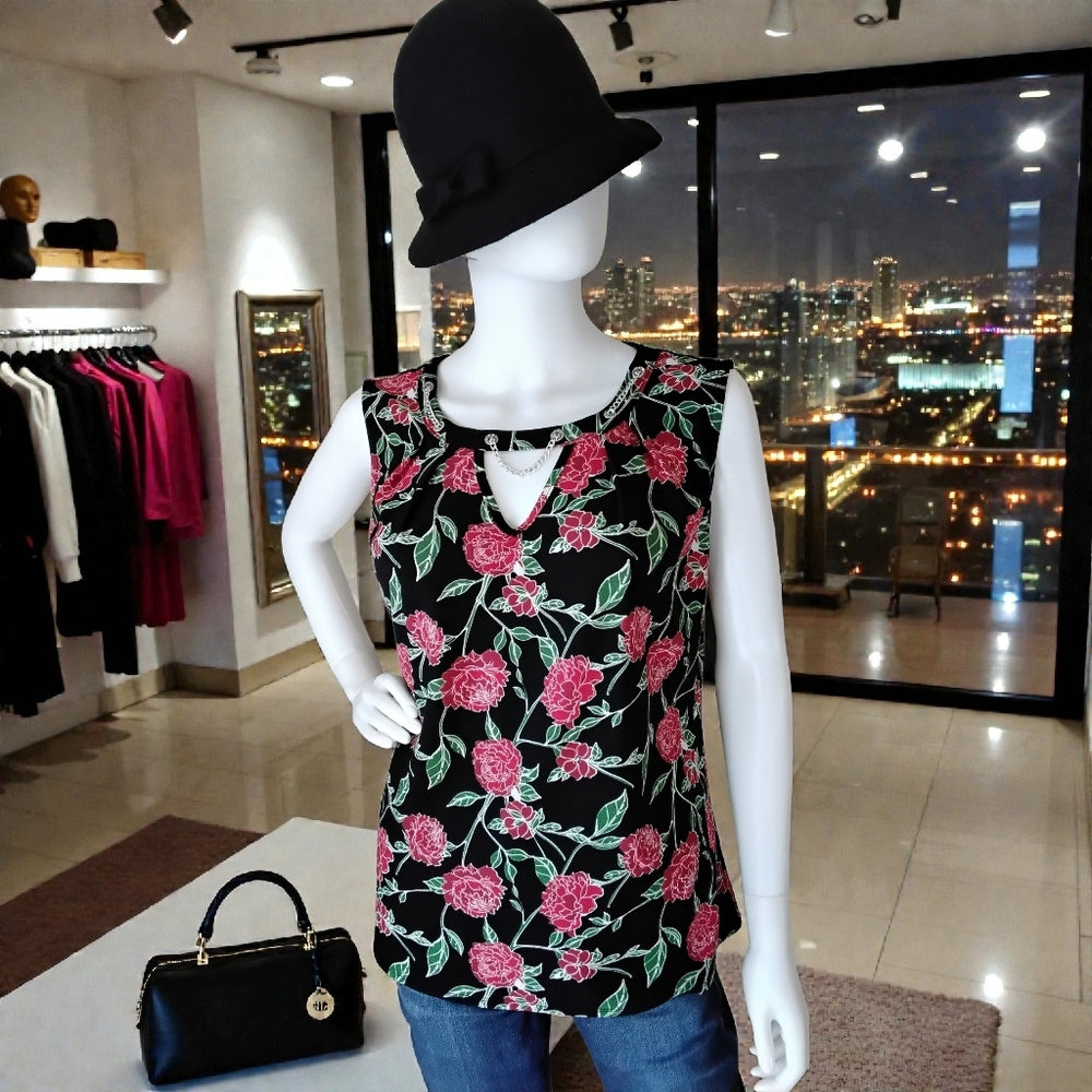 Love Scarlett Red & Black Floral Chain-Neck Top – Sleek & Chic Size Medium