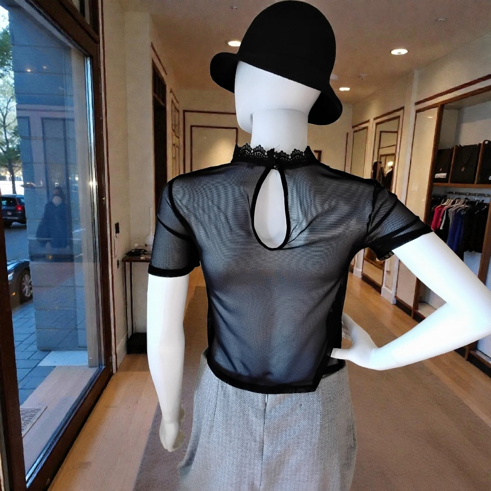 Charlotte Russe Sheer Floral Lace Keyhole Top – Black Elegance - Sz Small