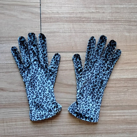 Cajoan Soft Black & Silver Leopard Print Gloves One Size Fits Most