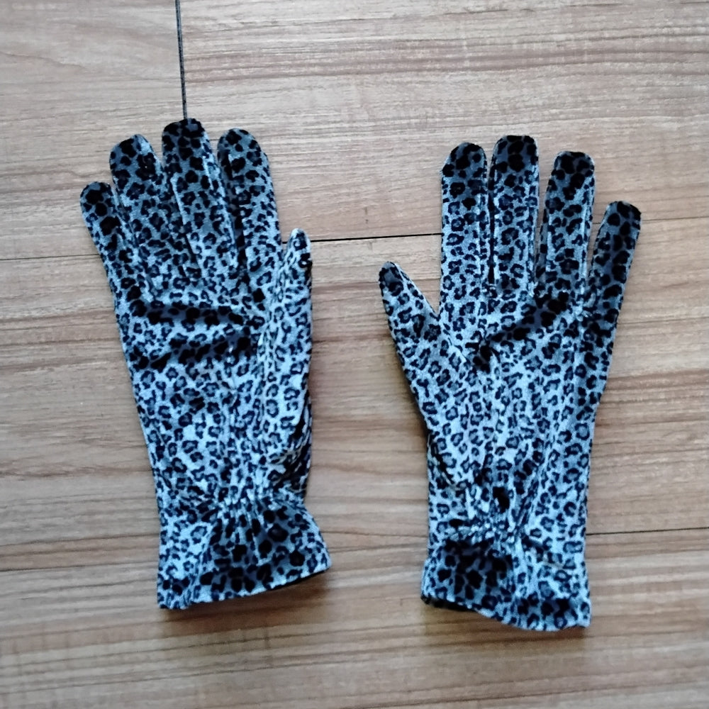 Cajoan Soft Black & Silver Leopard Print Gloves One Size Fits Most